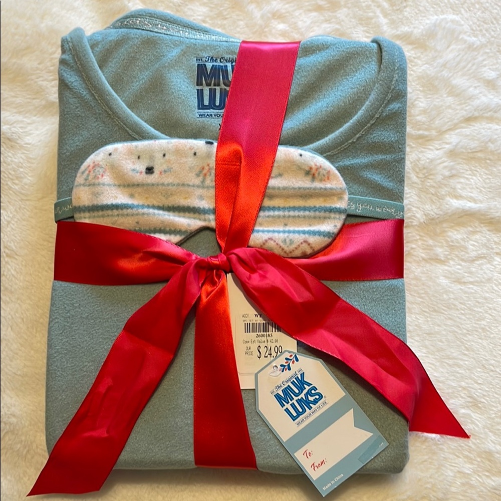NWT - Muk Luk 3 Piece Pajama Set with Eye Mask